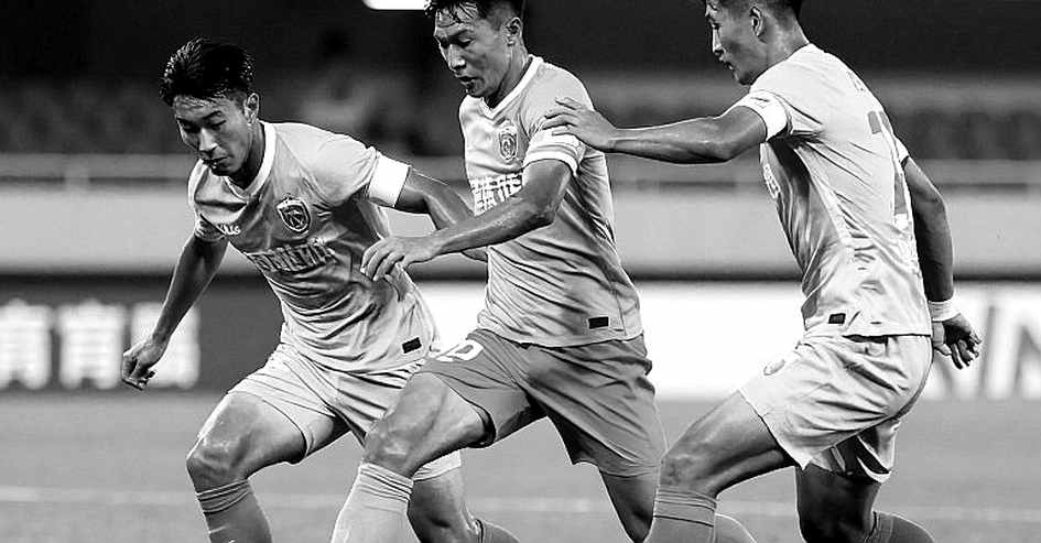 Liverpool và chiến thắng mỏng manh trước Bournemouth: Khi khoảnh khắc định đoạt số phận