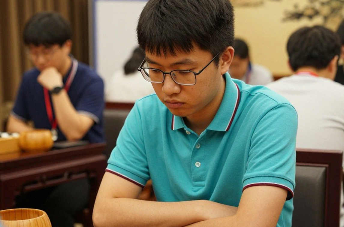 Rosenstein và cuộc bầu cử FIDE ngày 26/9: Lời hứa gọi Carlsen về có nằm trong băng ghi hình?