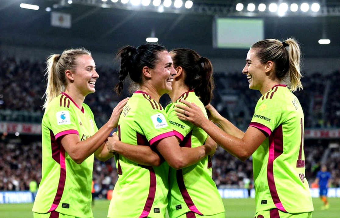 Thái Lan gọi Peter Taylor trước ASEAN Cup 2026: bản vá thể lực hay màn che lỗ hổng chiến thuật?