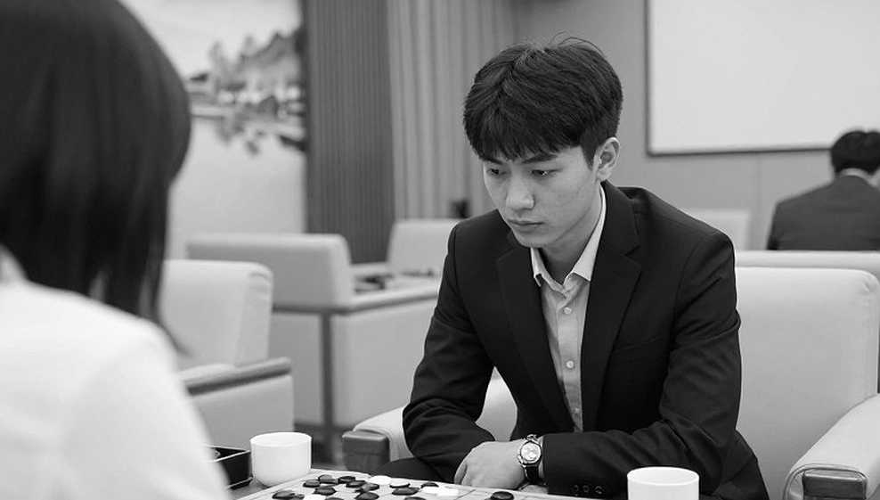 Lời tuyên bố của huấn luyện viên Misra: Khi “mạnh hơn” vẫn chưa có thước đo